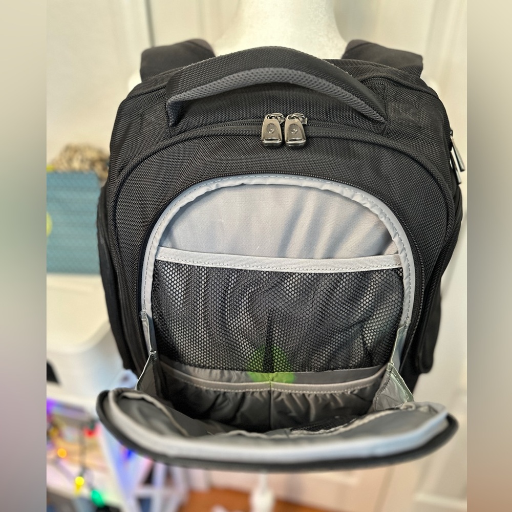 Samsonite Multi Compartments Computer Backpack (1… - image 2